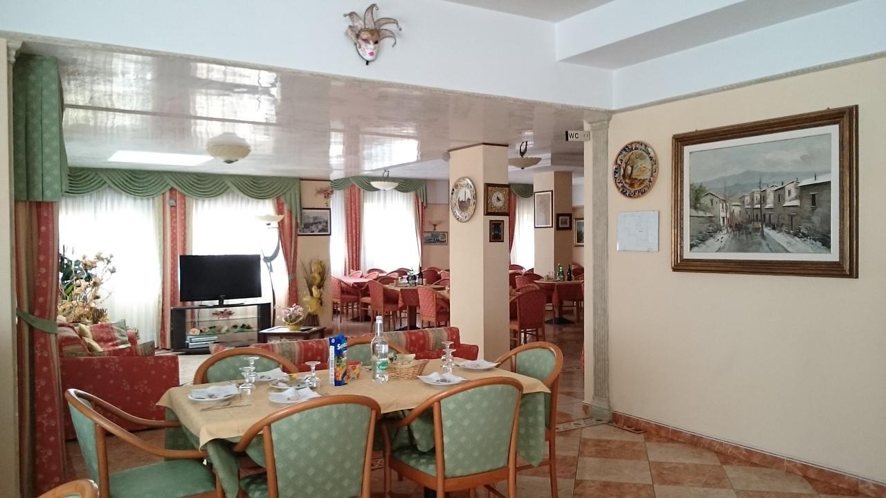 Hotel Holiday House San Giovanni Rotondo Extérieur photo